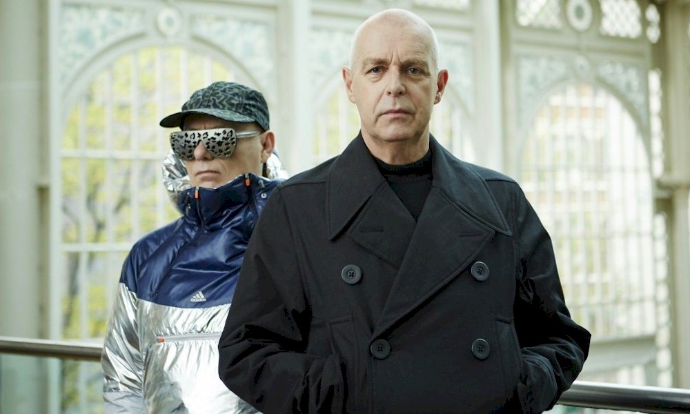 Pet Shop Boys alcançam o topo da Billboard com o álbum "Hotspot"