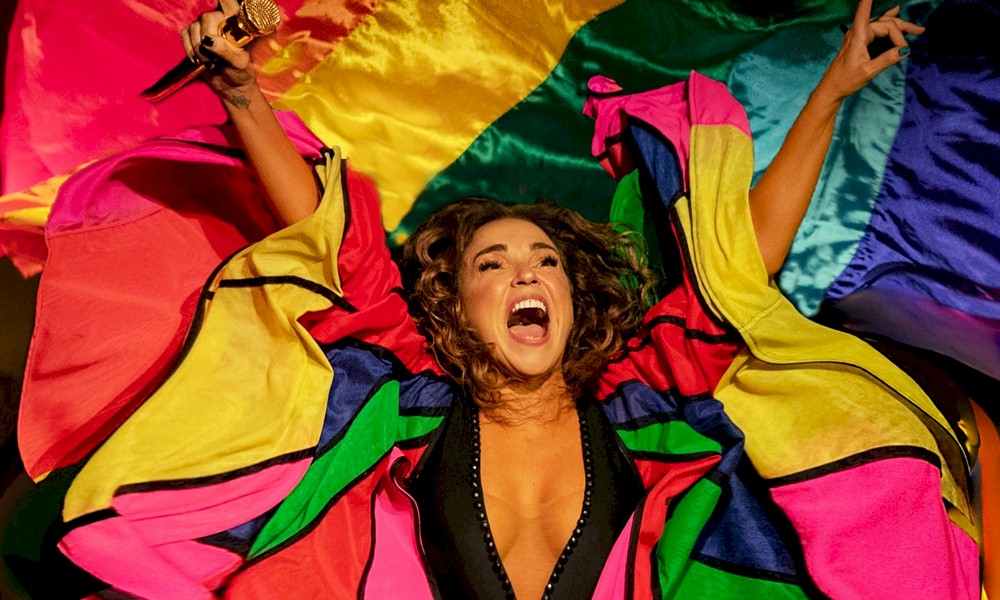 Daniela Mercury anuncia carnaval virtual e Ivete Sangalo responde cantora  