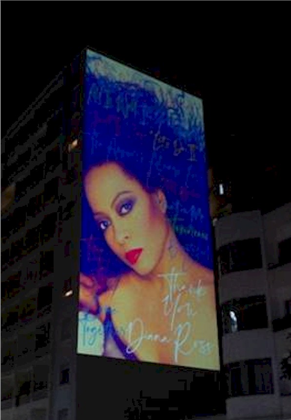 Diana Ross: capa de novo álbum é exibida em prédio de São Paulo 